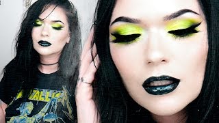 NEON GREEN EYESHADOW