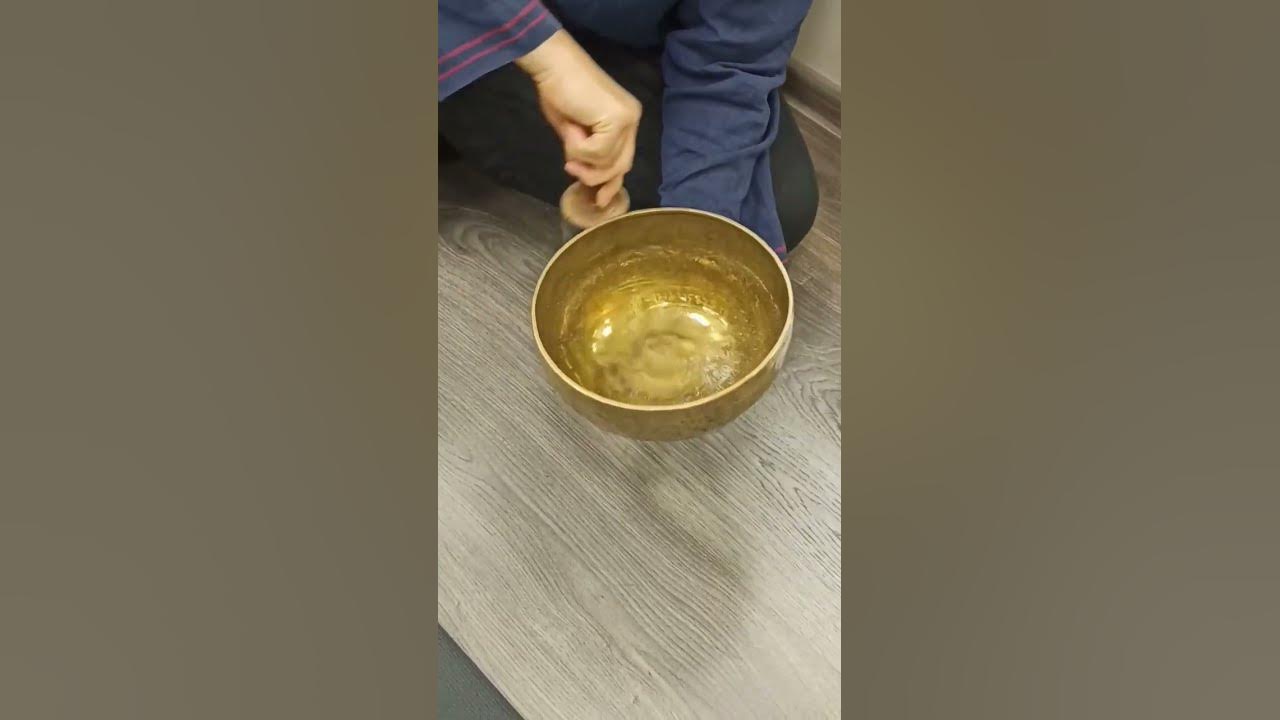 Tibetan bowls, vibration of water. #bowls #tibetan #relaxing #water