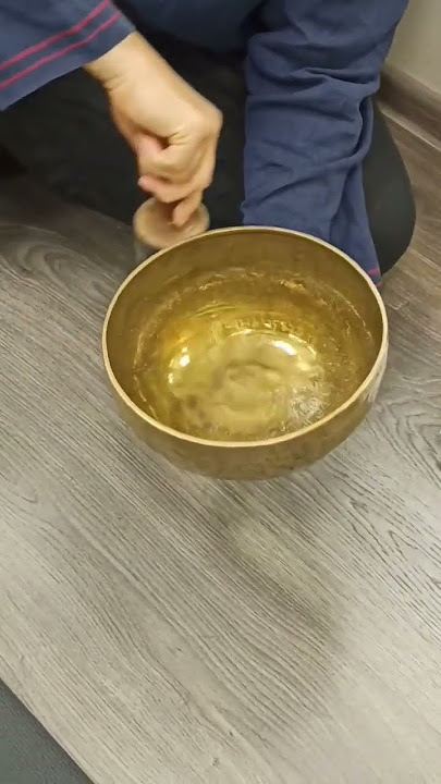 Tibetan bowls, vibration of water. #bowls #tibetan #relaxing #water