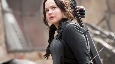 独裁国家パネムの政府広報CMが……！映画『ハンガー・ゲーム FINAL：レジスタンス』特別映像