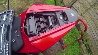2016-2017 Yamaha YZF R125 Rear Seat Removal