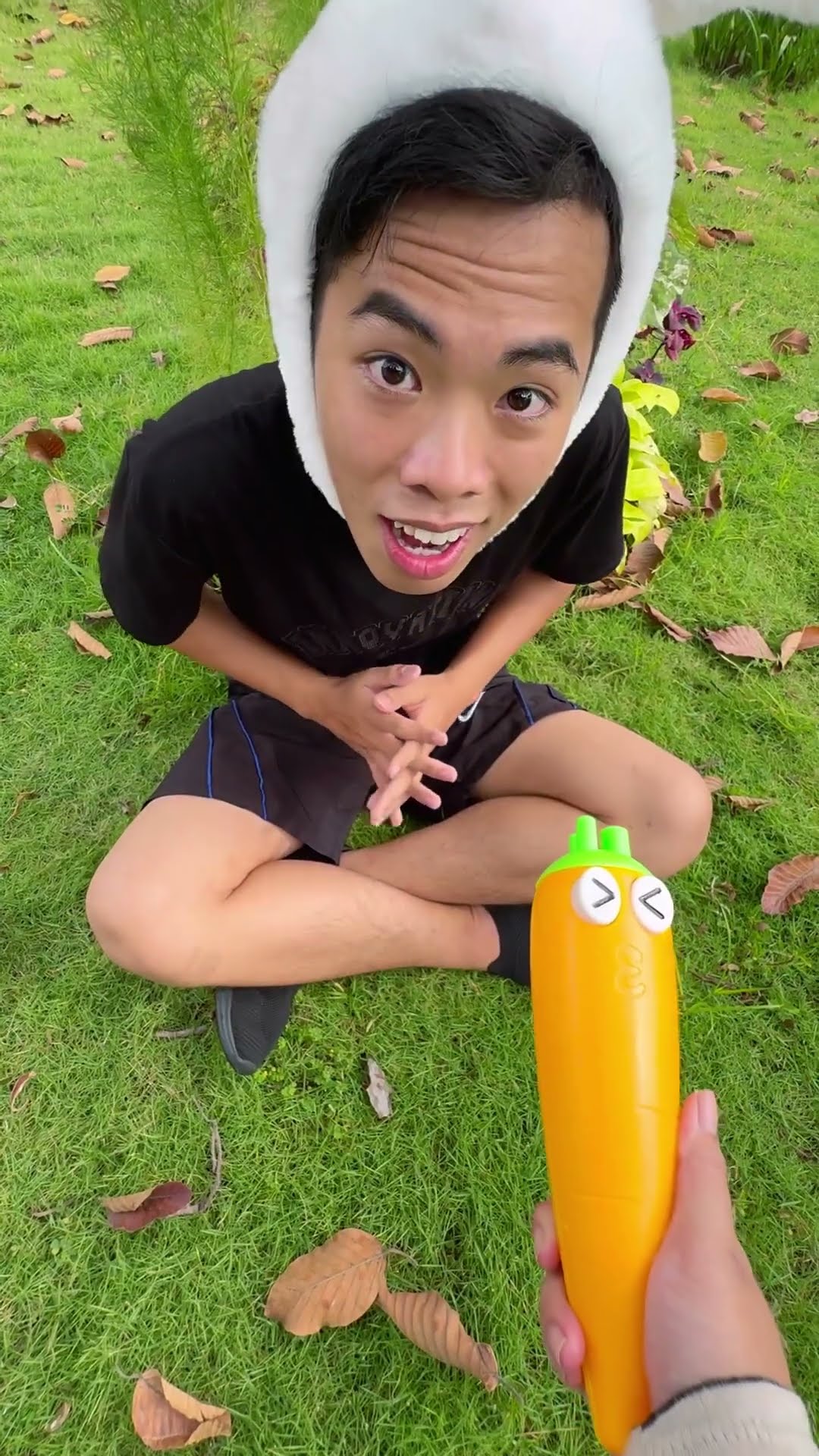 LNF - Thỏ con tinh nghịch ?? Mischievous little rabbit - Dance cover #shorts