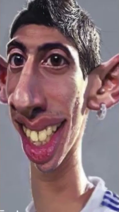 مقطع مضحك 😂😂لا كرستيانو و ميسي هتموت ضحك 😂🤣