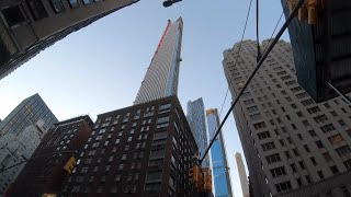 ⁴ᴷ⁶⁰ Walking NYC (Narrated) : 6th Avenue from Central Park South to Herald Square (November 6, 2019)