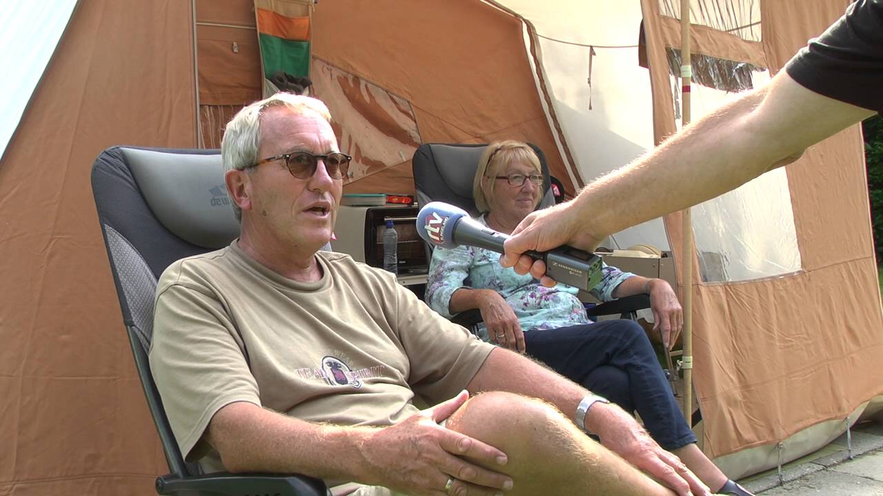 Campinggasten genieten bij de Rotmanshoeve