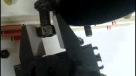 Brazo robotico AL5A desajustando tornillos - Arduino Mega 2560 - www.edwnrios.tk