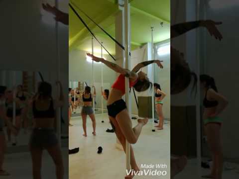 Pole dance