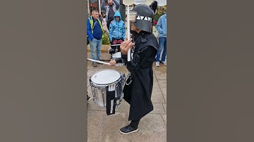 🔥 A început Oradea FestiFall! 🔥🥁 Light Drummers pe străzile din centrul orașului!