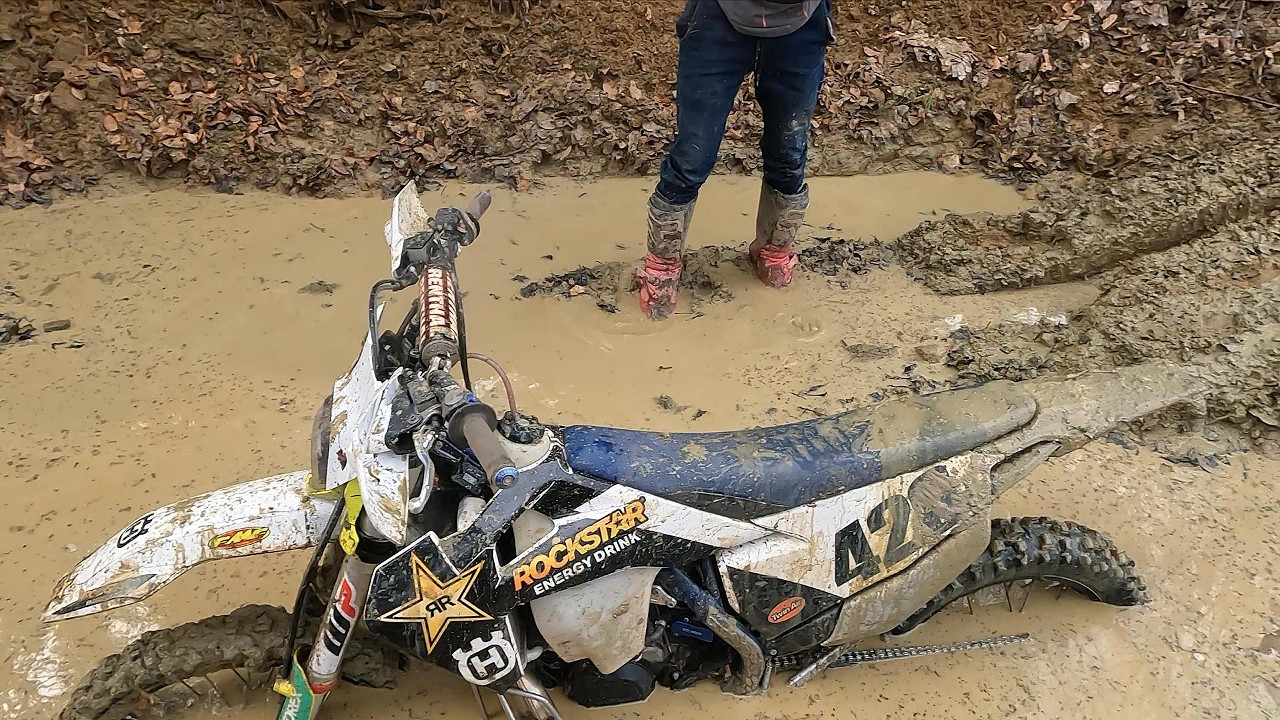 Nowy teren / Enduro S01E05