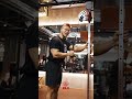 みなさんはワンハンドロープダウンやってますか？こんがりがしっかり上腕三頭筋に効くトレーニングをレクチャーしてくれました！#volix #腕トレ #ちょこっとおしい #上腕三頭筋 #volixgear