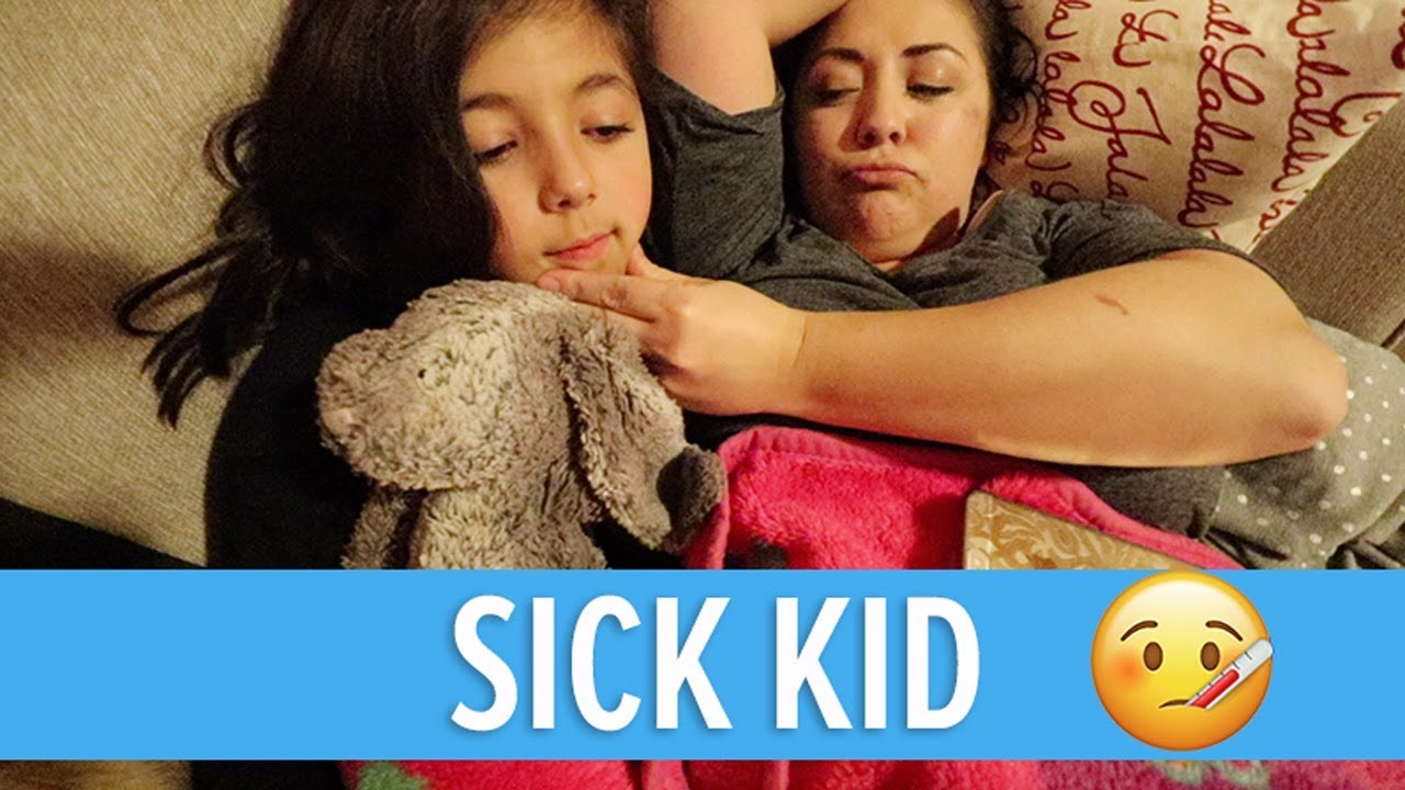 🎄 VLOGMAS DAY 23 - SICK KID (STOMACH FLU) 🎄 family friendly resorts