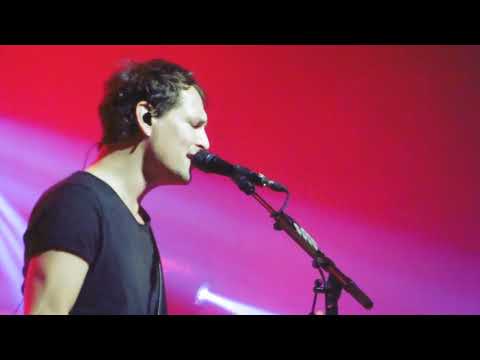 Sunrise Avenue - Somebody Like Me (Crazy) @La Madeleine Brussels (26.11.2017)