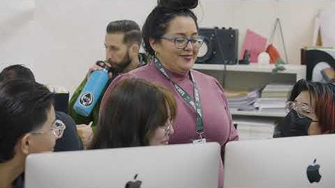 Rancho High School students in Las Vegas stream industry apps to a browser with itopia.com