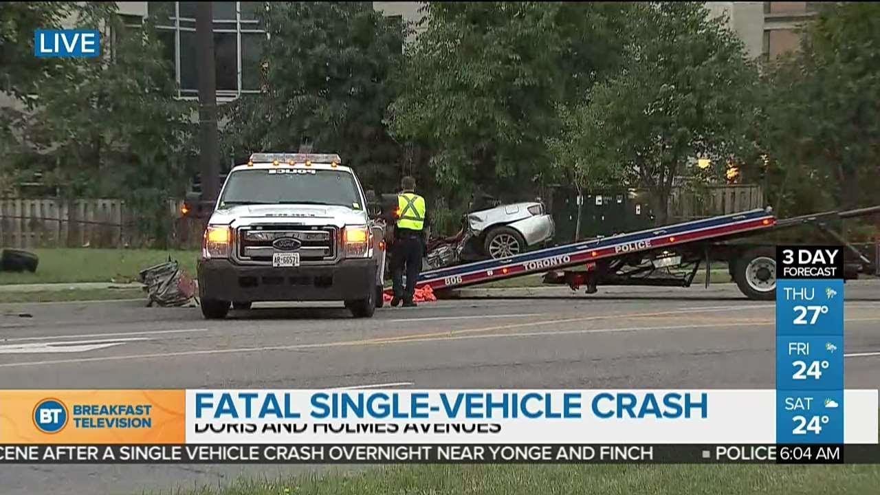 Driver dies after car crashes into pole in North York - YouTube