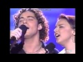 Chenoa y Bisbal- Amores que matan nunca mueren.