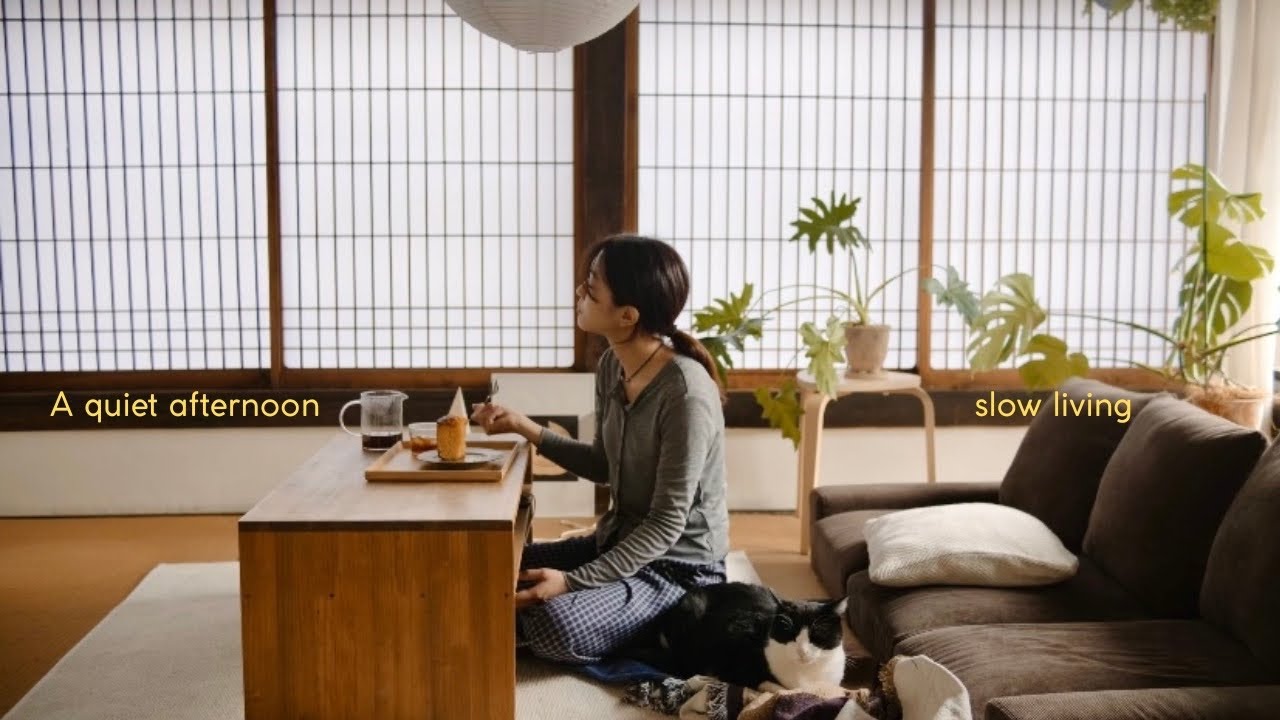 A peaceful afternoon snack time with my cat. Another quiet day in