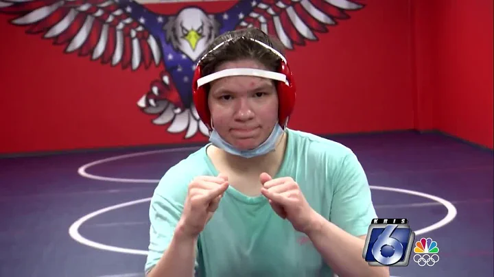Autumn Alvarez wants to be first deaf UIL wrestlin...