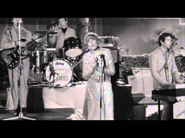 在 YouTube 上观看 Caterina Caselli - Perdono 在 YouTube 上观看 Caterina Caselli - Perdono