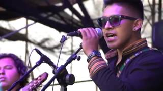 Video thumbnail of "QALLARIY BOLIVIA (Intro) en vivo unifolk 2017"