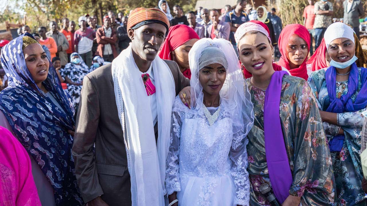 SAKINA VYBZ'S performance at Wario & Guye's wedding, Mata Arba, 2021.