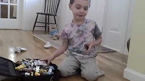 Melissa & Doug Wooden Blocks - Imagination at Work