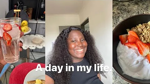 Vlog : spend a day in my life . Did a little groce...