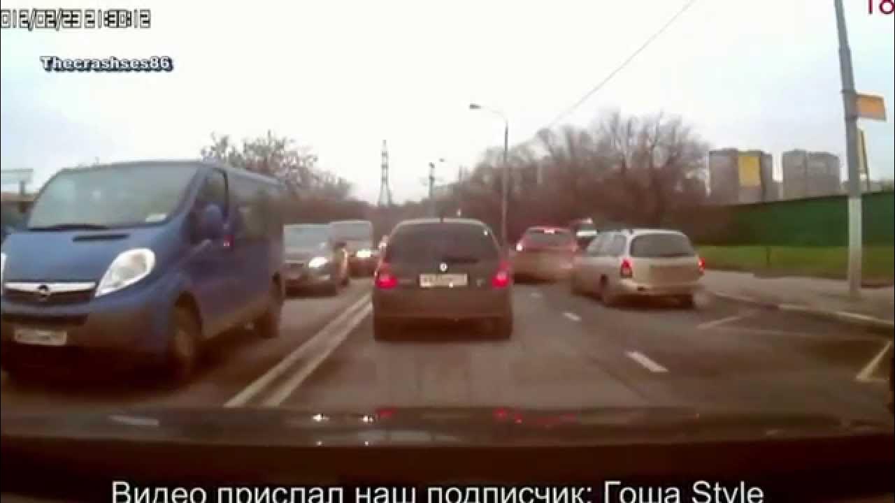 Дорога дураков. Дебилы на мерседесе. Уроды на дорогах. Уроды на дорогах. Дебил за рулем.