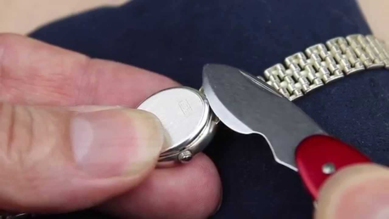 How to Open Watch Backs Using a Wenger Swiss Watch Case Opener Knife ...