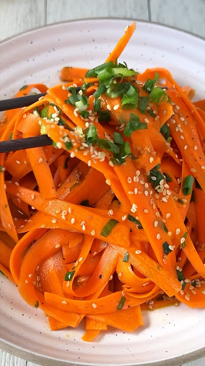 You NEED to try this carrot salad