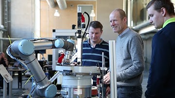 ROBOTT-NET: Hyper Flexible Picking for Danfoss