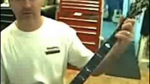 LOTW - Banjo lessons: Single-string primer - Using scale and blues notes to make basic licks