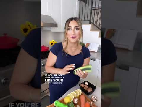 Video: Jak krmit zeleninu vybíravým pojídačům (s obrázky)