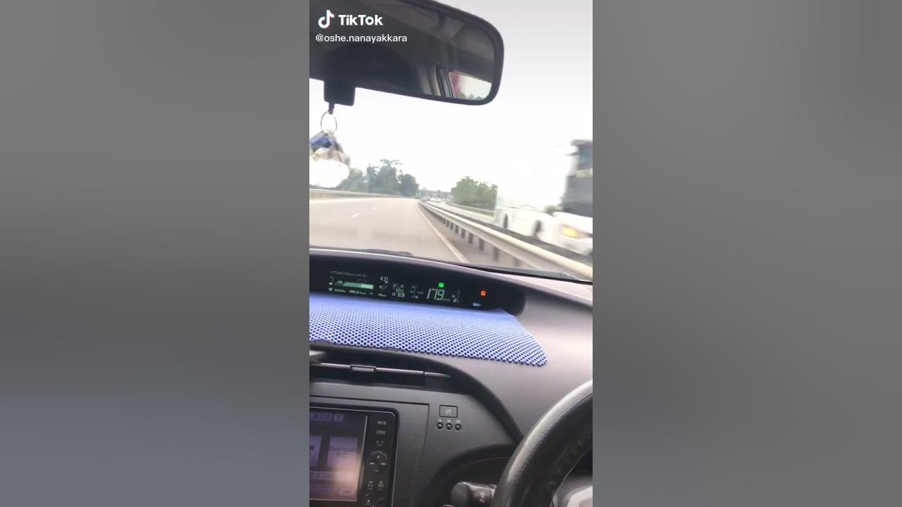 Toyota Prius max speed 😱😱 - YouTube