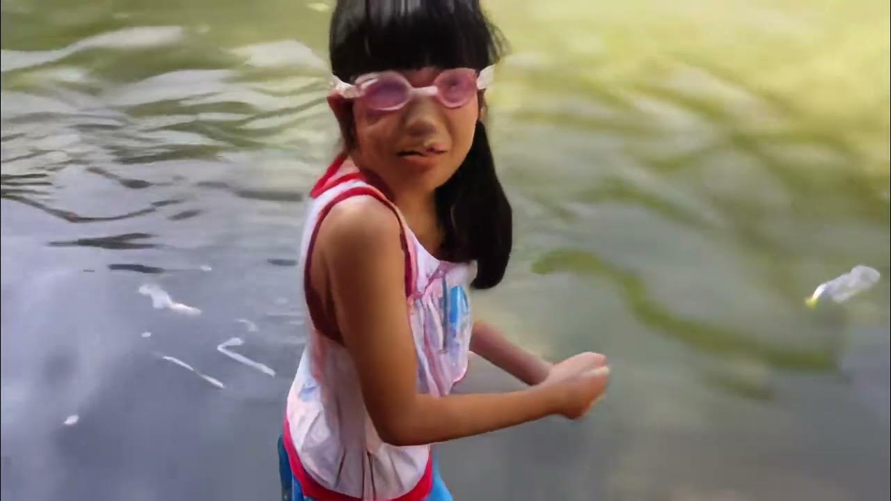 女子小学生 川で水着で泳いだ思い出 MAKO LOVEアーカイブス01 ４K化