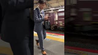 JR鴫野駅　貨物列車通過