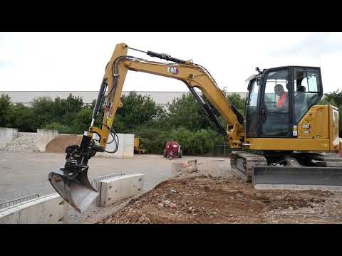 Useful Tips from an Operator's Perspective – Cat® 306 Mini Excavator with Cat TRS6 Tilt Rotator