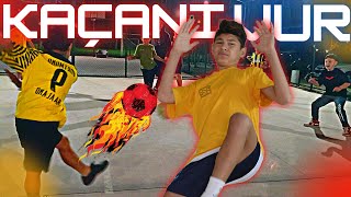 Çevi̇r Şi̇şeyi̇ Vur Kaçani - Futbol Çok Ri̇skli̇