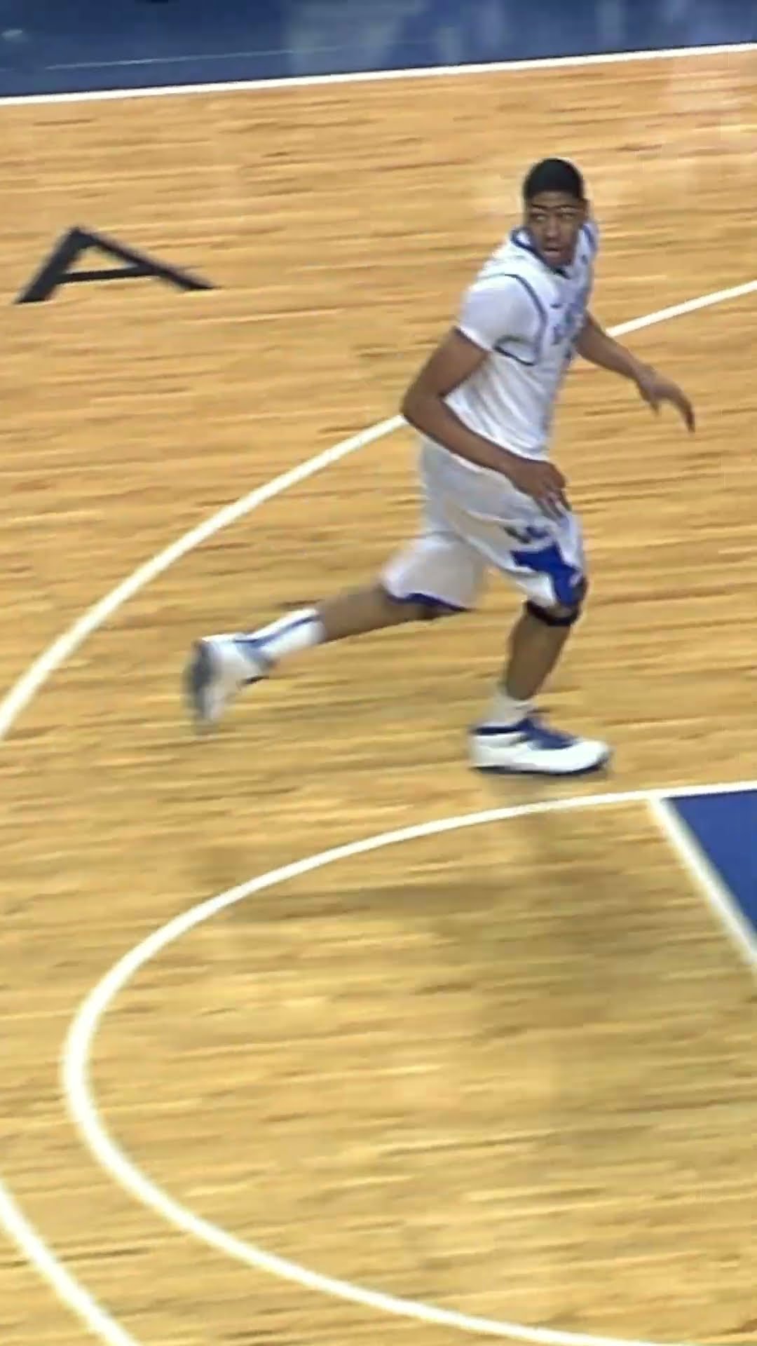 Anthony Davis DOMINATED with efficiency at Kentucky ?? #shorts (?@PrincipalFinancial)