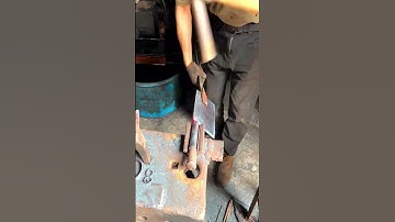 Kitchen knife forging process #goodtools #smartwork