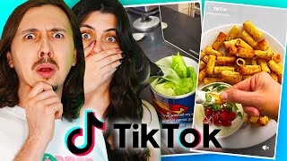 On teste des recettes Tik Tok bizarres en couple