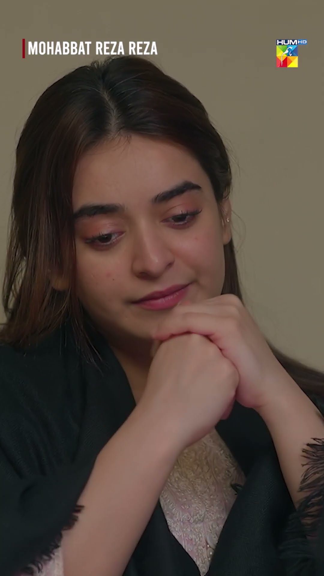 Kab Khatam Hon Gi Eisa Ki Parishani..?? #shorts #shortsfeed #mohabbatrezareza #pakistanidrama #humtv