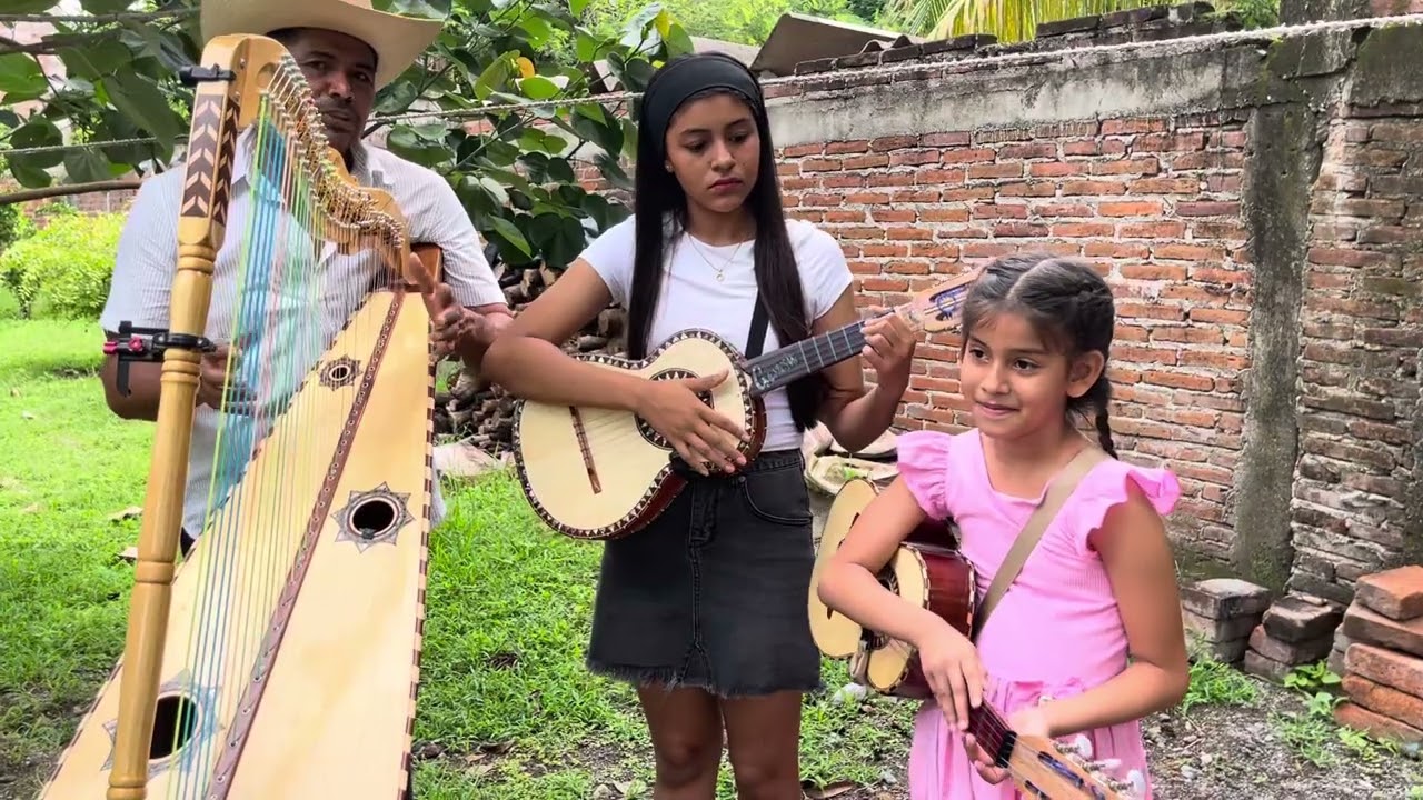 Y esta es la calle. Hasta el mero rancho