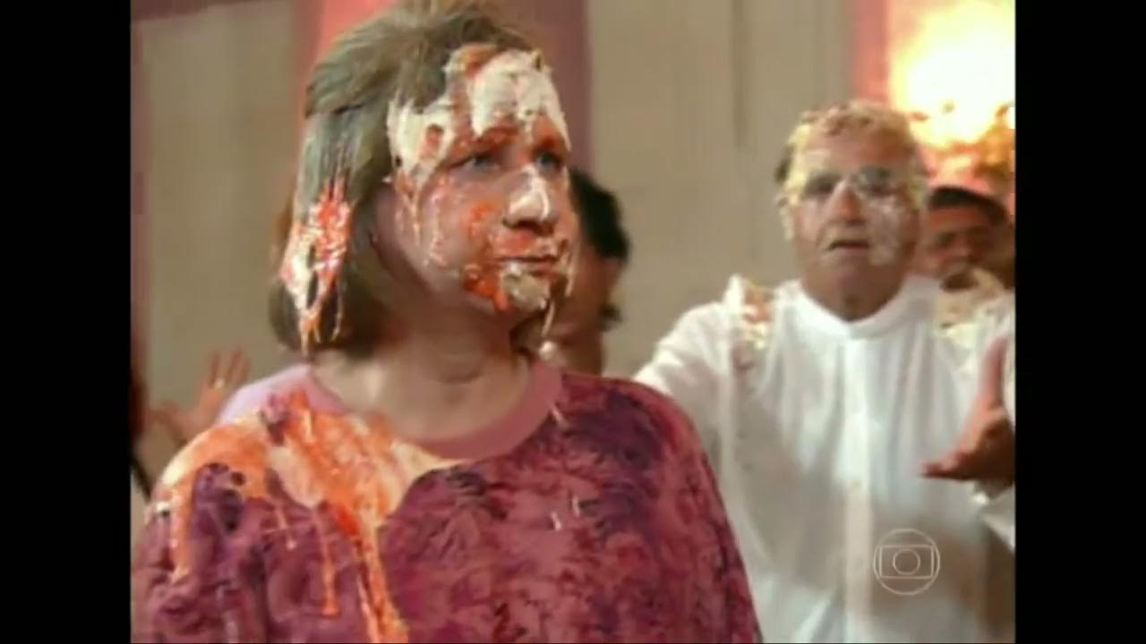 TV Globo shows messy compilation - A compilation of messy clips from unidentified TV Globo's shows/telenovelas.
