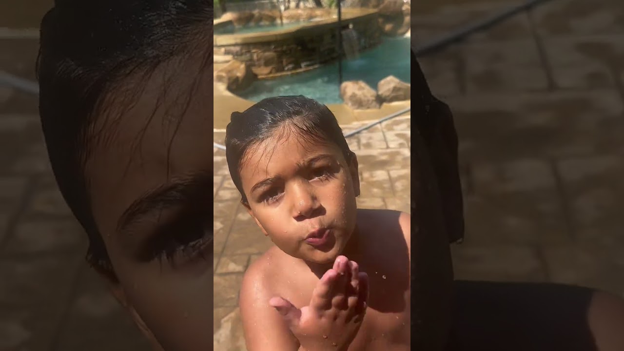 Летние приключения!  Jumping Through a Rainbow & Lemon into the Pool! Summer Adventures