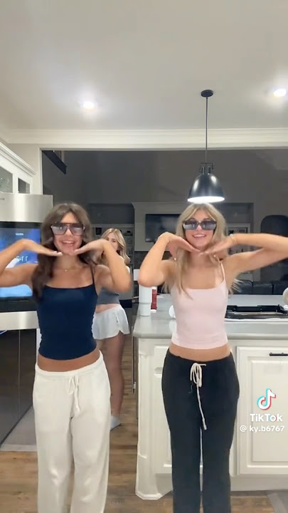 #dance #tiktoksounds #shortsfeed