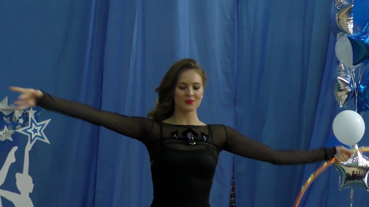 Показательное выступление Евгении Гомон - YouTube