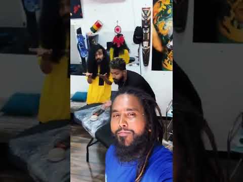 Naa Shooken (නෑ ශෝකෙන්) Shanputha live performances at Pavi Fernando Tattoo studio