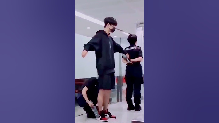 Xiao Zhan 肖战过安检 第一次这么羡慕安检小姐姐