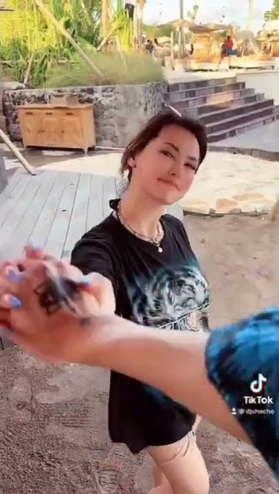 【Tiktok】Siapa yang mau goyang dengan MIYABI?