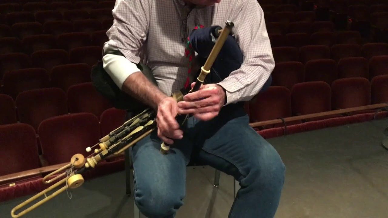 Irish bagpipes: Jerry O'Sullivan plays "Craig's Pipes" on the uilleann pipes  - YouTube